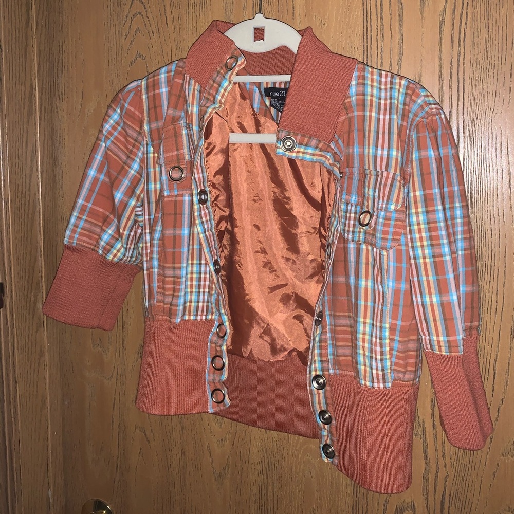 Short sleeve flannel design jacket